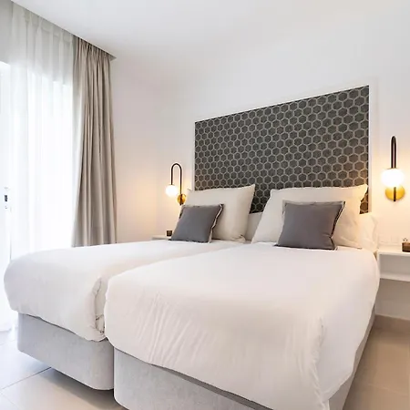 Genteel Ricardo Soriano Apartment